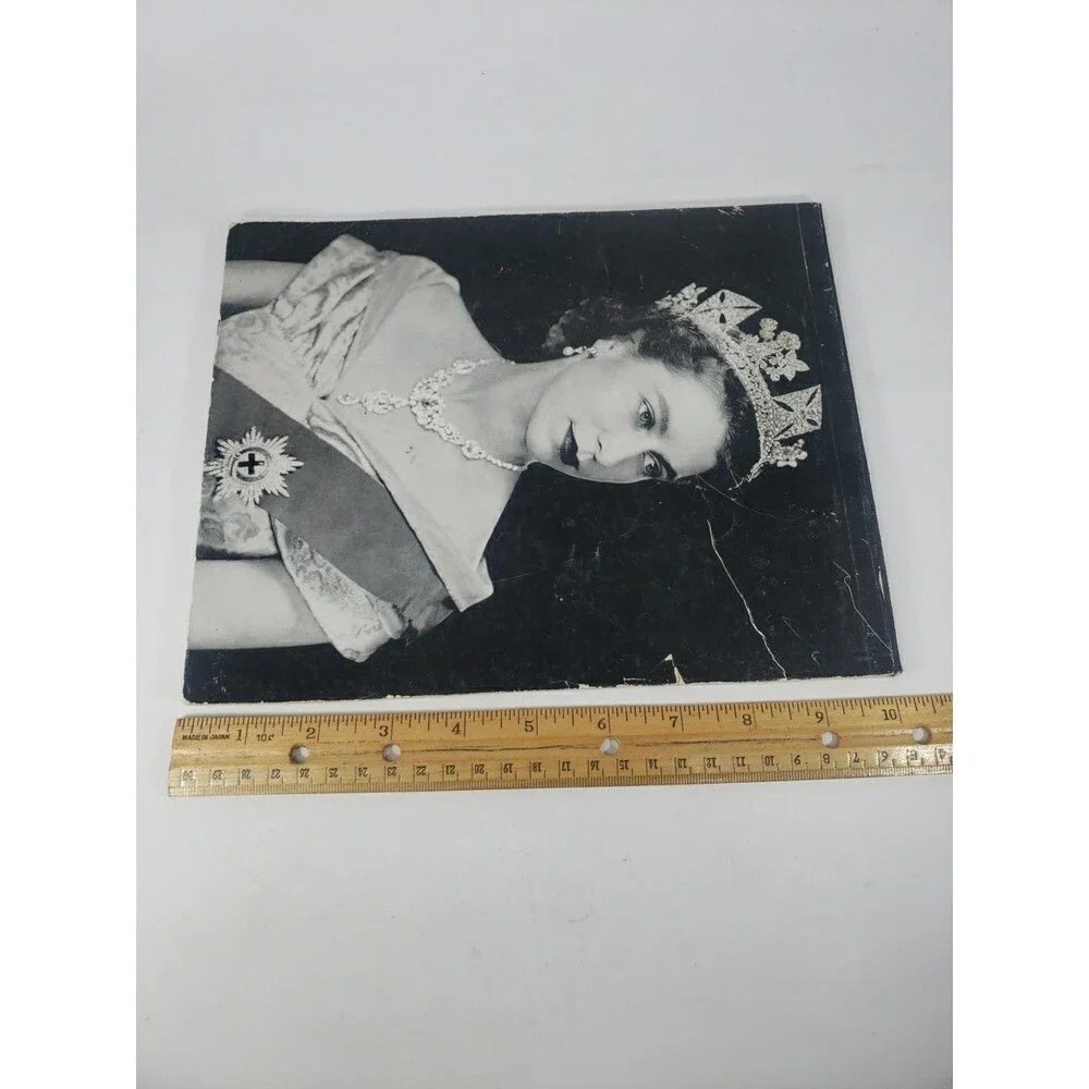VTG 1950s Tablet Unlined Writing Drawing Paper with Photo of Queen Elizabeth II